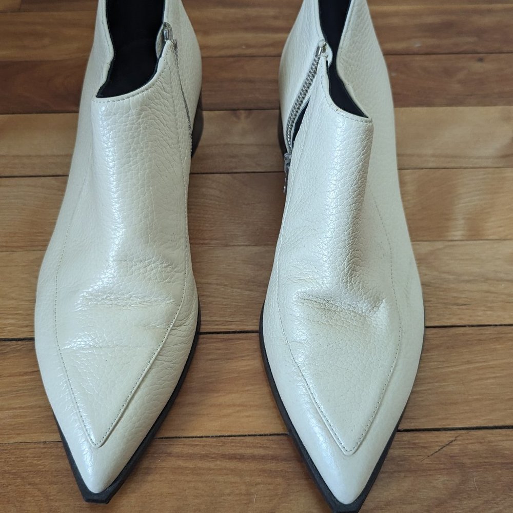 Everlane Boss Bootie